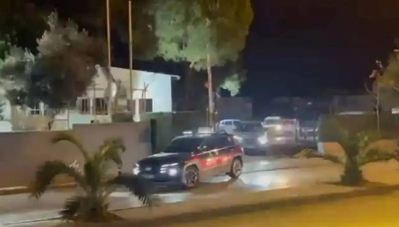 İzmir'de 24 Saatlik Dev Operasyonda 141 Hükümlü Ele Geçirildi!