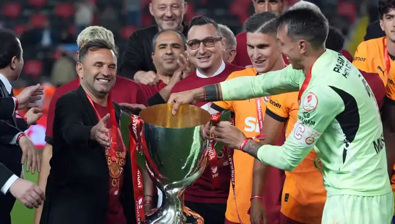 Okan Buruk, Galatasaray’ın Geleceği Hakkında Beklentilerini Dile Getirdi