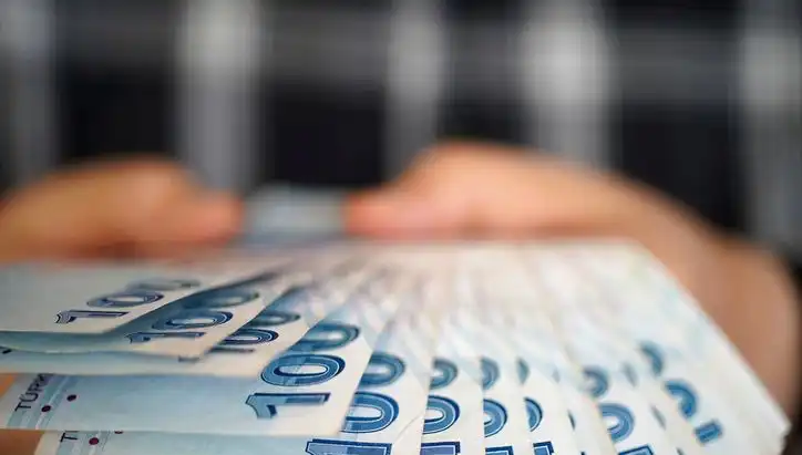 Temmuz 2025 Emekli Promosyon Kampanyaları: Kamu ve Özel Bankaların Teklifleri