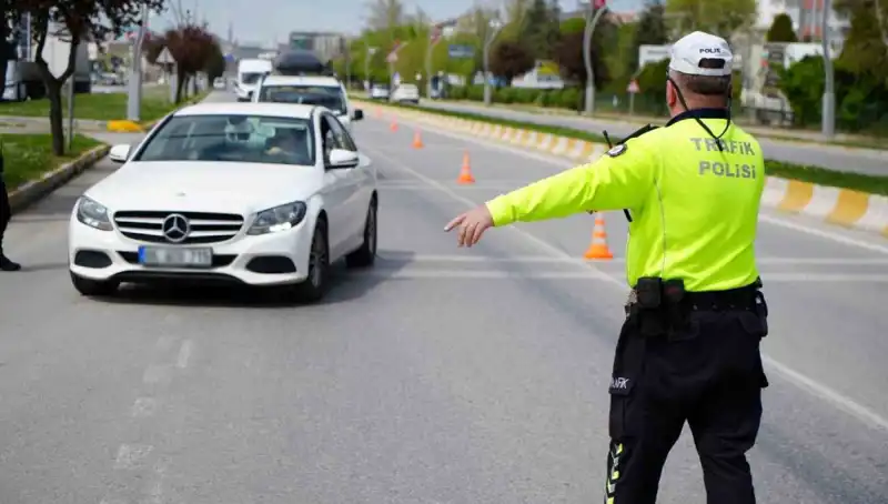 2025'te Yeni Trafik Cezaları: Artış ve Değişiklikler Neleri Kapsıyor?