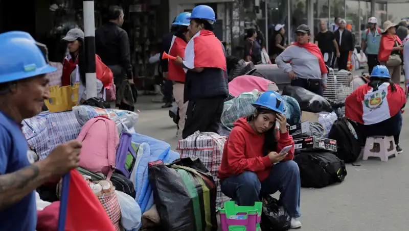Peru'da Madenciler Sokakları Doldurdu: Protesto ve Talepler
