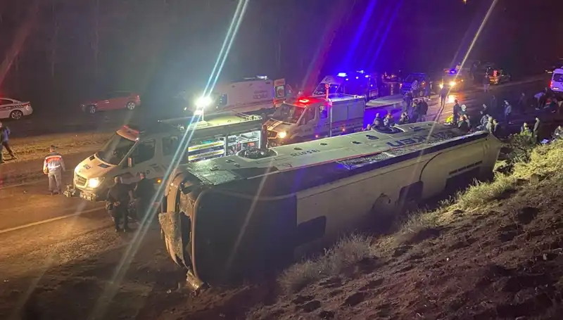 İşçi Servisi Kaza Yaptı: 23 Yaralı, Olayın Gelişimi ve Detayları