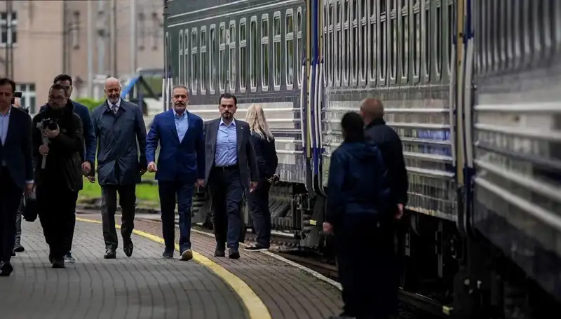 Dışişleri Bakanı Fidan, Ukrayna Ziyaretinde Yeni Dönem Böyle Başladı!