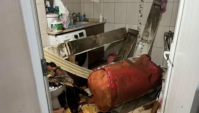 Ege Bölgesi'ni Vuran Fırtına Sonrası Hayat Felç Oldu!
