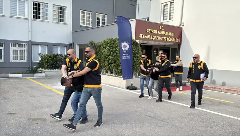 Alacak-verecek Meselesi Yüzünden Evi Kurşunladılar: Sıradışı Olay