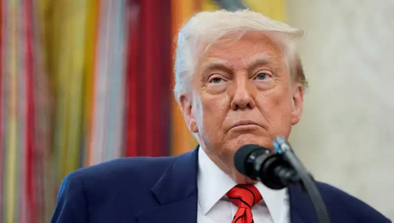 Trump, G7 Zirvesi'ni Terk Etti: Beyaz Saray'da Gizli Toplantı Var!