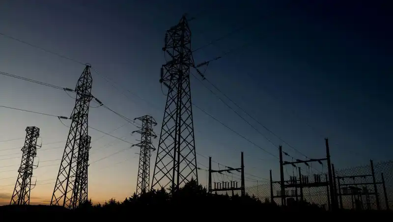 İzmir'de Şok Elektrik Kesintisi: Ödemiş, Torbalı ve Bayındır Etkilendi!