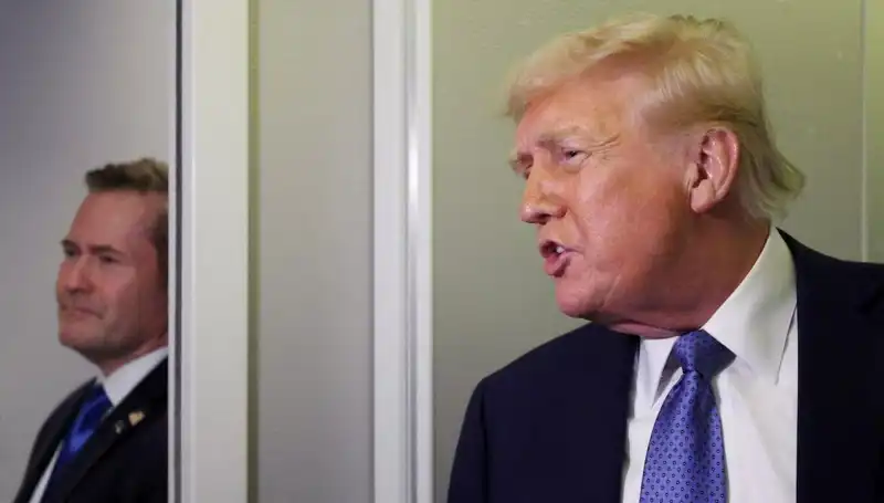 Trump'ın Görevden Alma Kararı: Yanlışlıkla Sızdırılan Planlar Konusundaki Şok Edici Gelişme