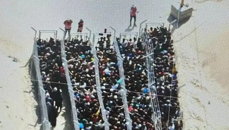 Gazze'deki Görüntüler: Nazi Kamplarına Benzetilen İnsanlık Dramı