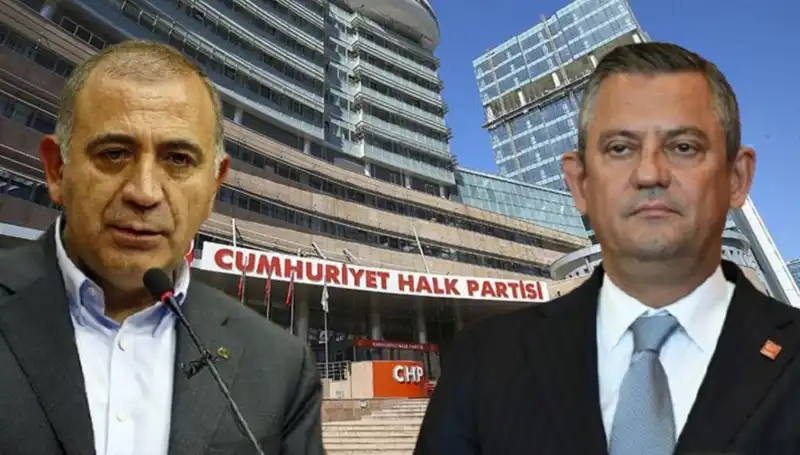 CHP’nin Yeniden Doğuşu: Tekin ve Özgür Özel'in Tarihi Buluşması