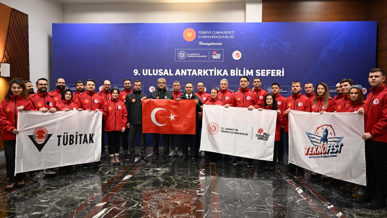 Türk Bilim İnsanları Antarktika Seferine Hazırlanıyor