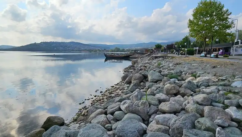Sapanca Gölü'nde su seviyesi alarm veriyor: Nedenleri ve sonuçları neler?
