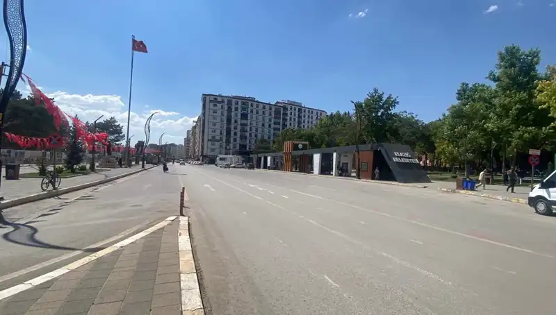 Elazığ Sokakları Neden Boş? Şehirdeki Sessizliğin Ardındaki Sebepler