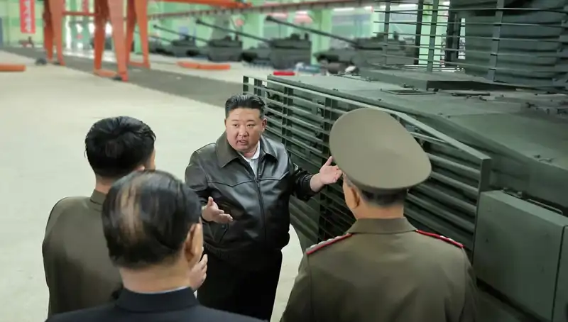 Kuzey Kore Lideri Kim Jong-un, Modern Savaş İçin "Daha Fazla Üretin!" Çağrısında Bulundu