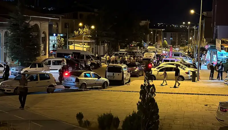 İki Aile Arasında Korkunç Kavga: 1’i Ağır 3 Yaralı