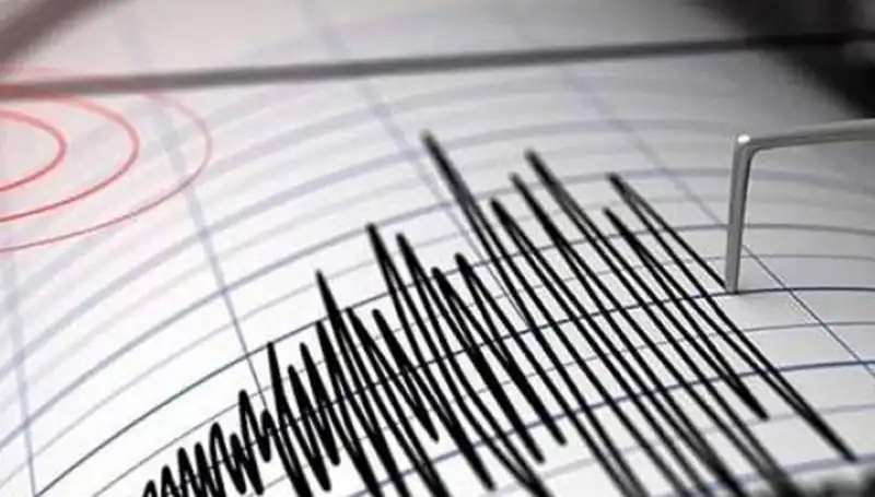 Sındırgı'da 4,3 Büyüklüğünde Şok Deprem: Neler Oluyor?