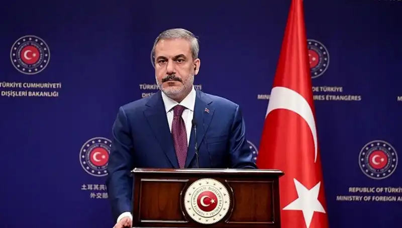 Türkiye ve Katar Arasındaki Stratejik İlişkiler Derinleşiyor: Bakan Fidan'dan Önemli Görüşme