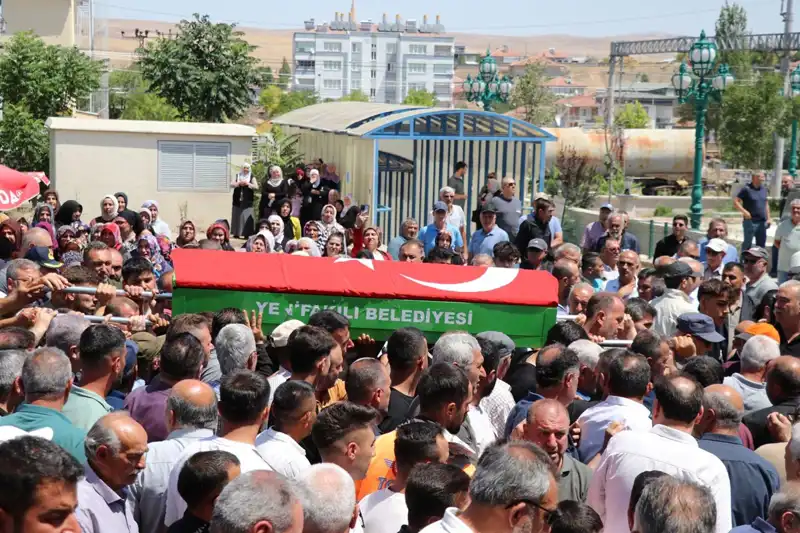 MHP'li Belediye Başkanı Son Yolculuğuna Uğurlandı: Kalpler Hüzünle Dolu