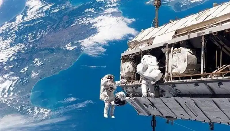 NASA ve Rusya Uzay İstasyonu İçin Tarihi Bir Anlaşma İmzaladı