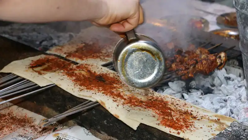 9 Günlük Bayramda Türkiye’de 50 Ton Tescilli Ciğer Kebabı Tüketildi!