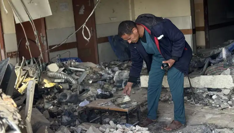 İsrail Ordusunun Nasır Hastanesi'ne Saldırısı: 5 Hayat Kaybı